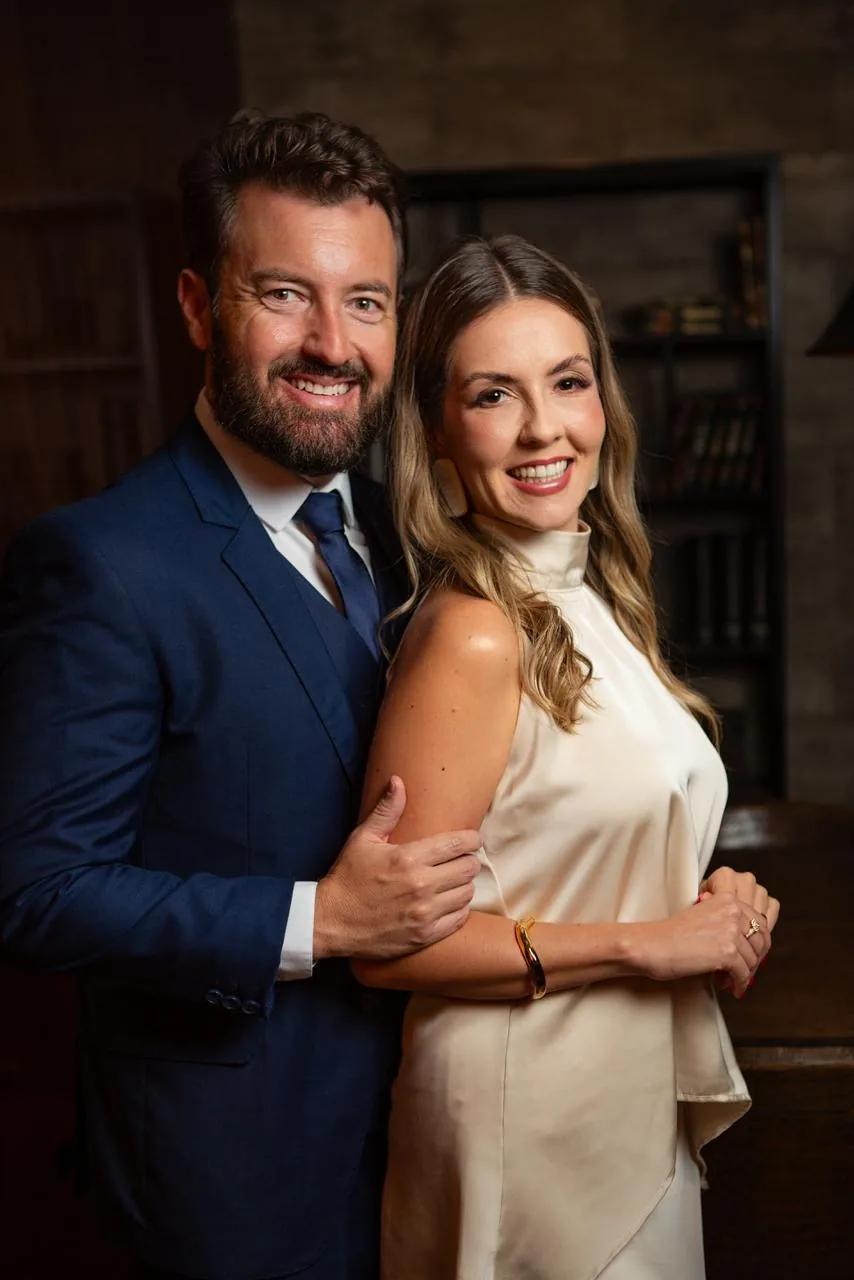 Eduardo Arruda e Indianara Arruda, sócios e casados